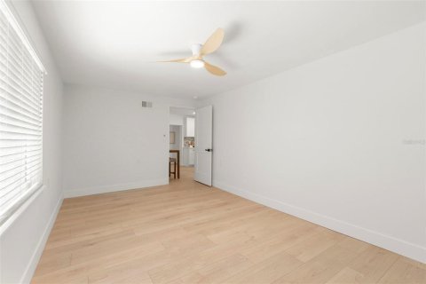 Casa en venta en Dunedin, Florida, 4 dormitorios, 158.4 m2 № 2094472 - foto 25