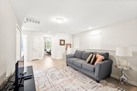 Touwnhouse à vendre à Kissimmee, Floride: 5 chambres, 210.42 m2 № 2203579 - photo 14