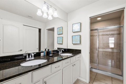 Touwnhouse à vendre à Kissimmee, Floride: 5 chambres, 210.42 m2 № 2203579 - photo 20