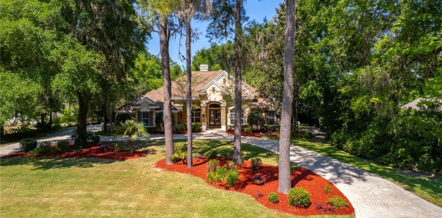Casa en BELLECHASE en Ocala, Florida 4 dormitorios, 352.19 m2 № 1143366