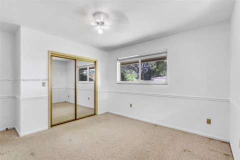 Casa en venta en Miami Lakes, Florida, 3 dormitorios, 276.94 m2 № 1846122 - foto 20