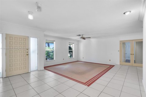 Casa en venta en Miami Lakes, Florida, 3 dormitorios, 276.94 m2 № 1846122 - foto 6