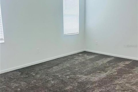 Villa ou maison à louer à Apopka, Floride: 4 chambres, 204.29 m2 № 2402914 - photo 8