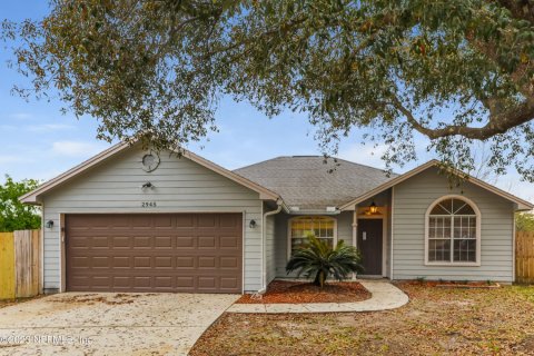 Casa en alquiler en Green Cove Springs, Florida, 3 dormitorios, 130.99 m2 № 877898 - foto 1
