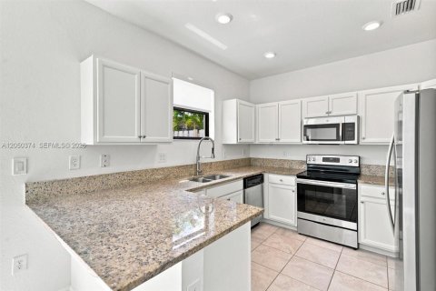 Купить таунхаус в Хомстед, Флорида 3 спальни, 158.4м2, № 2246650 - фото 8