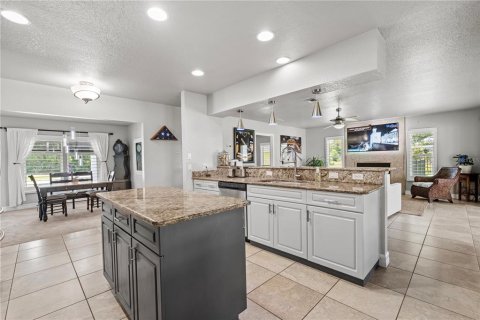 Casa en venta en Punta Gorda, Florida, 5 dormitorios, 279.45 m2 № 1625501 - foto 12