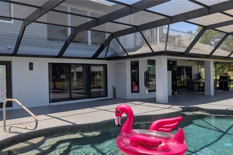 Casa en venta en Punta Gorda, Florida, 5 dormitorios, 279.45 m2 № 1625501 - foto 3