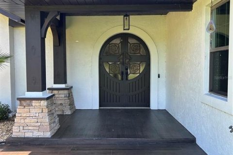 Villa ou maison à louer à Ocala, Floride: 3 chambres, 312.34 m2 № 2425417 - photo 4