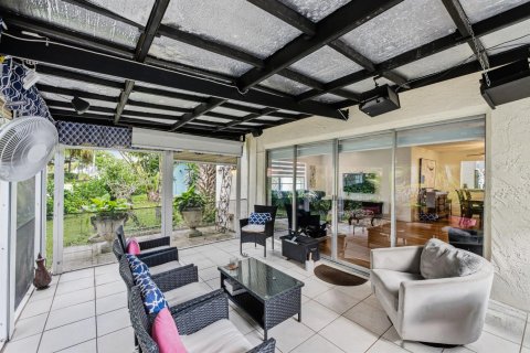 Villa ou maison à vendre à Lake Worth, Floride: 2 chambres, 162.02 m2 № 2432305 - photo 24