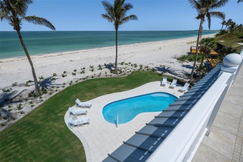 House in Boca Grande, Florida 5 bedrooms, 542.27 sq.m. № 1746427 - photo 9