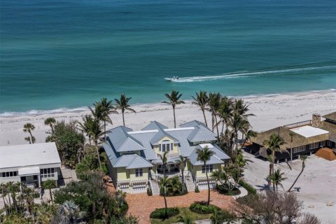 House in Boca Grande, Florida 5 bedrooms, 542.27 sq.m. № 1746427 - photo 4