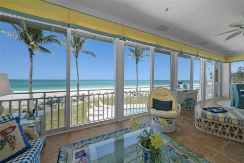 House in Boca Grande, Florida 5 bedrooms, 542.27 sq.m. № 1746427 - photo 22