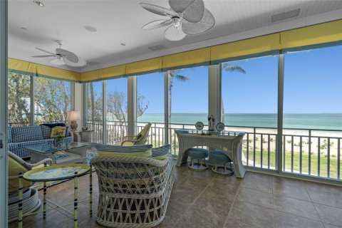 House in Boca Grande, Florida 5 bedrooms, 542.27 sq.m. № 1746427 - photo 23