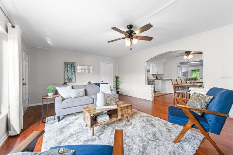 Villa ou maison à vendre à Orlando, Floride: 3 chambres, 133.97 m2 № 2142302 - photo 5