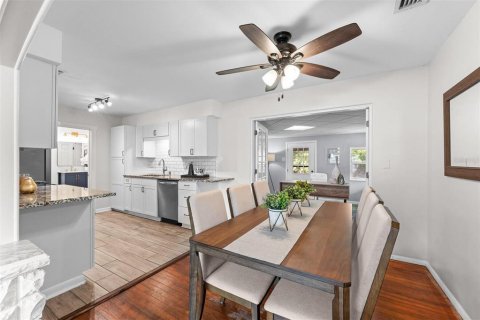 Villa ou maison à vendre à Orlando, Floride: 3 chambres, 133.97 m2 № 2142302 - photo 8
