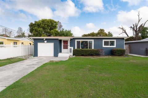 Villa ou maison à Orlando, Floride 3 chambres, 133.97 m2 № 2142302
