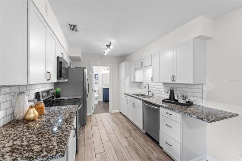 Villa ou maison à vendre à Orlando, Floride: 3 chambres, 133.97 m2 № 2142302 - photo 10