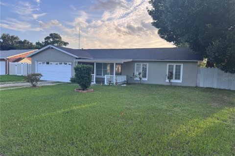 Casa en alquiler en Kissimmee, Florida, 4 dormitorios, 129.13 m2 № 1824597 - foto 2