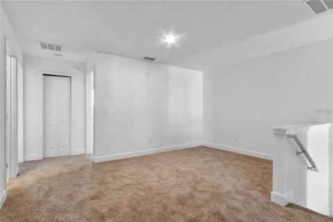 Townhouse in Sanford, Florida 3 bedrooms, 167.41 sq.m. № 2201811 - photo 27