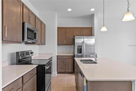 Townhouse in Sanford, Florida 3 bedrooms, 167.41 sq.m. № 2201811 - photo 11