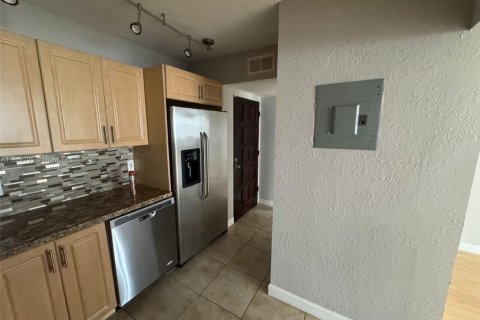 Copropriété à louer à Lauderhill, Floride: 2 chambres, 78.97 m2 № 1923981 - photo 5