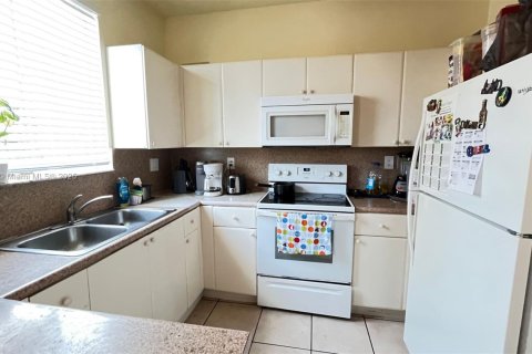 Touwnhouse à vendre à Homestead, Floride: 3 chambres, 132.2 m2 № 1861848 - photo 7