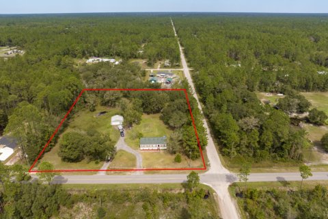 House in Hastings, Florida 3 bedrooms, 130.43 sq.m. № 778272 - photo 1