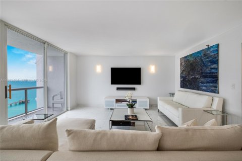 Снять в аренду кондоминиум в Санни-Айлс-Бич, Флорида 2 спальни, 135.64м2, № 2051410 - фото 8