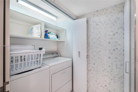 Снять в аренду кондоминиум в Санни-Айлс-Бич, Флорида 2 спальни, 135.64м2, № 2051410 - фото 30