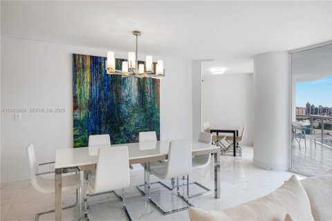 Снять в аренду кондоминиум в Санни-Айлс-Бич, Флорида 2 спальни, 135.64м2, № 2051410 - фото 14