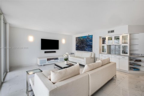 Снять в аренду кондоминиум в Санни-Айлс-Бич, Флорида 2 спальни, 135.64м2, № 2051410 - фото 7