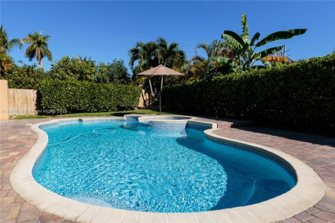 Villa ou maison à vendre à Miami, Floride: 4 chambres, 217.21 m2 № 1976987 - photo 18