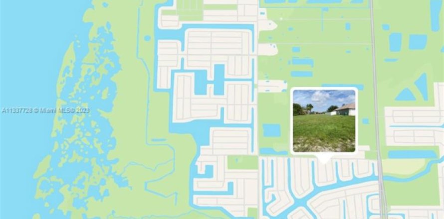 Terreno en Cape Coral, Florida № 1984782