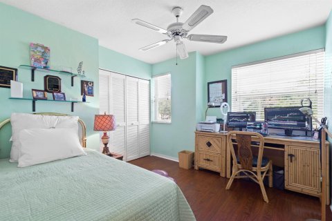 House in Hollywood, Florida 3 bedrooms, 178.28 sq.m. № 2146267 - photo 20