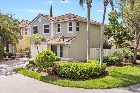 House in Hollywood, Florida 3 bedrooms, 178.28 sq.m. № 2146267