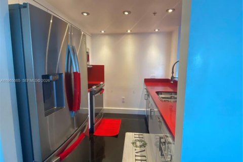 Copropriété à louer à Miami, Floride: 2 chambres, 88.72 m2 № 2026888 - photo 3