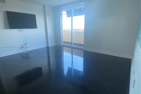 Copropriété à louer à Miami, Floride: 2 chambres, 88.72 m2 № 2026888 - photo 6