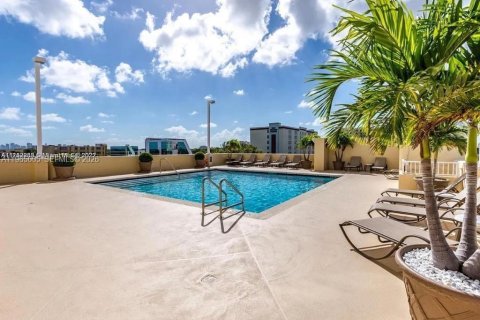 Copropriété à louer à Miami, Floride: 2 chambres, 88.72 m2 № 2026888 - photo 11