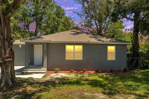 House in Palatka, Florida 3 bedrooms, 145.02 sq.m. № 1792953 - photo 1