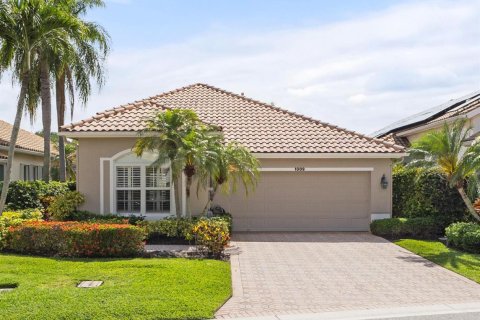 House in Palm Beach Gardens, Florida 3 bedrooms, 215.81 sq.m. № 2247325