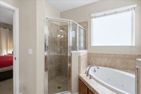Villa ou maison à vendre à Orlando, Floride: 4 chambres, 187.01 m2 № 2402813 - photo 19