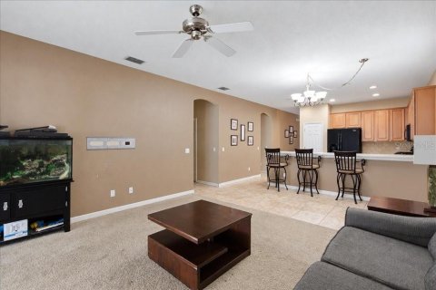 Villa ou maison à vendre à Orlando, Floride: 4 chambres, 187.01 m2 № 2402813 - photo 13