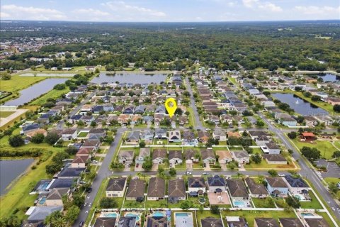 Villa ou maison à vendre à Orlando, Floride: 4 chambres, 187.01 m2 № 2402813 - photo 30
