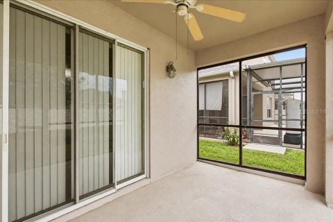 Villa ou maison à vendre à Orlando, Floride: 4 chambres, 187.01 m2 № 2402813 - photo 27