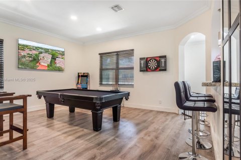 House in Miramar, Florida 4 bedrooms, 196.4 sq.m. № 1891651 - photo 7