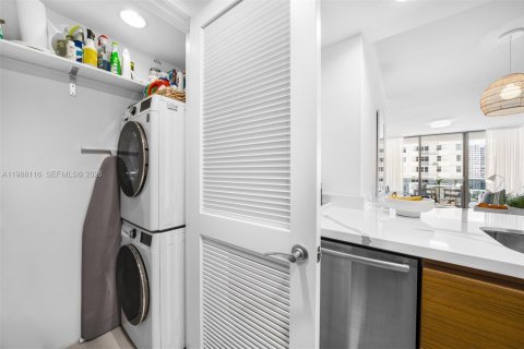 Купить кондоминиум в Майами-Бич, Флорида 1 спальня, 77.39м2, № 2050619 - фото 20