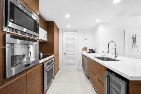 Купить кондоминиум в Майами-Бич, Флорида 1 спальня, 77.39м2, № 2050619 - фото 5