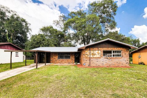 Купить виллу или дом в Палатка, Флорида 4 спальни, 143.26м2, № 767192 - фото 1