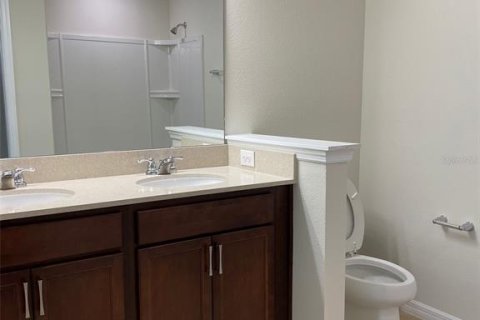 Touwnhouse à louer à Oakland, Floride: 3 chambres, 168.06 m2 № 2148895 - photo 9