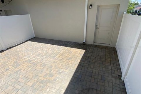 Touwnhouse à louer à Oakland, Floride: 3 chambres, 168.06 m2 № 2148895 - photo 7